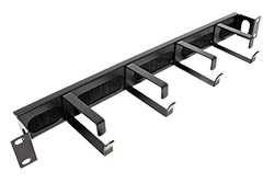 19" vyvazovací panel 1U, jednostranný, průchozí s kartáčem, 4x třmen, černý