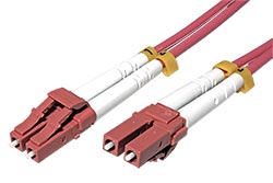 Optický patchkabel LC-LC, 50/125 (multimode), duplex, OM4, LSOH, armovaný, 20m
