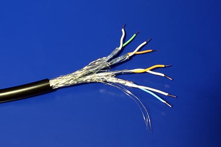 Kabel S/FTP (PiMF) kulatý, kat. 7, 100m, drát, venkovní, AWG23
