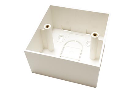 Krabice na omítku 86 x 86mm (hloubka 47mm), bílá