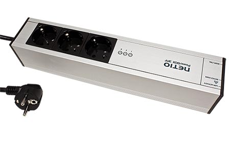 Napájecí panel PDU, 3x zásuvka DE, ovládání přes IP (PowerBOX 3PF)