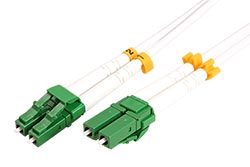 Optický patchkabel LC/APC-LC/APC 9/125 (single mode), duplex, OS2, LSOH, armovaný, bílý, 10m