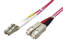 Optický patchkabel LC-SC 50/125 (multimode), duplex, OM4, 0,5m