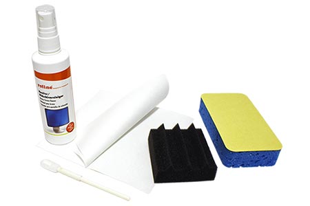 PC čistící sada, 125ml roztok (rozprašovač), 4x utěrka, houbička, tyčinka