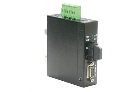 Průmyslový prodlužovací adaptér RS232 po optickém kabelu SC, na DIN lištu