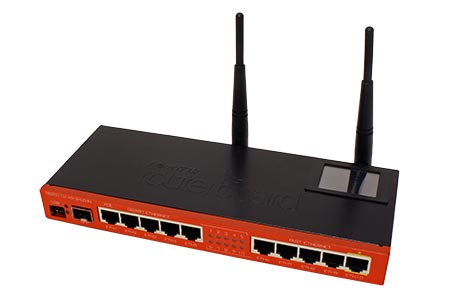 RouterBOARD RB2011UAS-2HnD-IN, 600MHz, 128MB, 5x LAN 10/100 + 5x LAN 10/100/1000, 1x SFP, 2,4GHz (MIMO 2x2), vč.L4