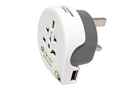 Univerzální cestovní adaptér 230V -> UK s USB