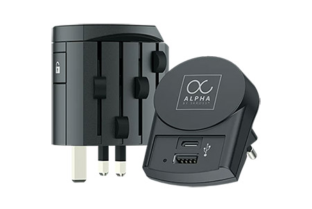 Univerzální cestovní adaptér "Alpha" s nabíječkou USB A + C