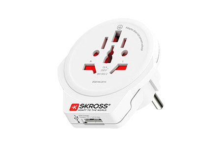 Univerzální cestovní adaptér UK, CH, IT, US, BRA, AUS -> (CZ, DE, FR), USB A