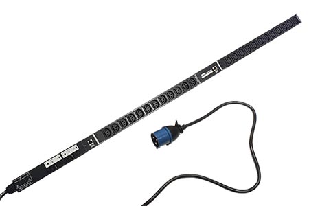 Vertikální napájecí panel 24x IEC320 C13, výstup měření, vidlice IEC 60309 32A, 1,6m (PE1324G)