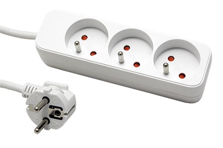 Vícenásobná zásuvka 230V/10A, 3x zásuvka CZ, CEE 7/7(M) - 3x 7/5(F), bílá, 1,5m