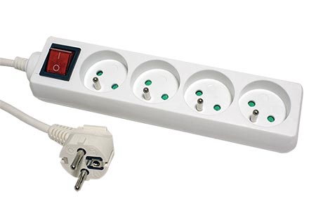 Vícenásobná zásuvka 230V/10A, 4x zásuvka CZ, CEE 7/7(M) - 4x 7/5(F), vypínač, bílá, 3m
