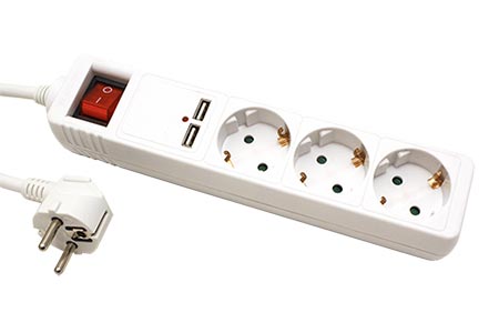 Vícenásobná zásuvka 230V/16A, 3x zásuvka DE, CEE 7/7(M) - 3x 7/3(F), 2x USB, vypínač, bílá, 1,5m