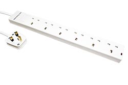 Vícenásobná zásuvka 230V, UK - 6x UK, BS1363 (typ G), 2m, bílá