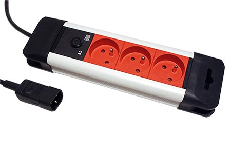 Vícenásobná zásuvka pro výstup UPS, 230V/10A, 3x zásuvka CZ, IEC320/C14 - 3x 7/5(F), 2m (330.303)