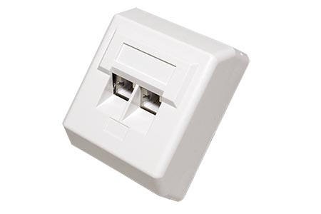 Zásuvka 2x RJ45 kat. 5e, STP, na omítku, vertikální přívod, bílá