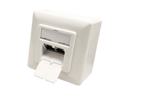 Zásuvka 2x RJ45 kat. 6a, STP, na omítku, vertikální přívod, bílá