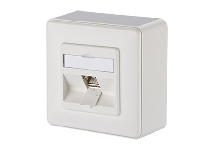 Zásuvka na omítku, 1x MC modul RJ45 kat. 6a, 270°, bílá