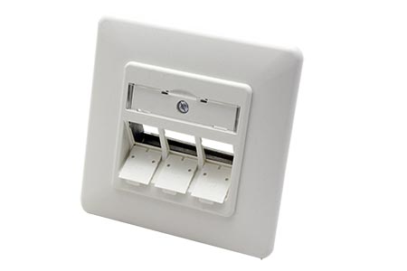 Zásuvka pod omítku, pro 3x keystone, bílá