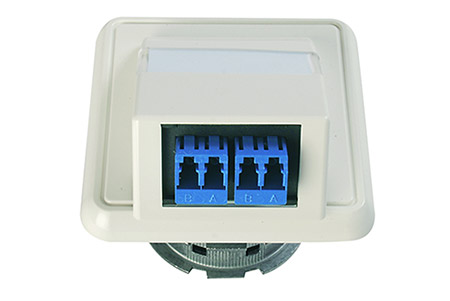 Zásuvka pro kabelový kanál, 2x LC duplex (100022459)